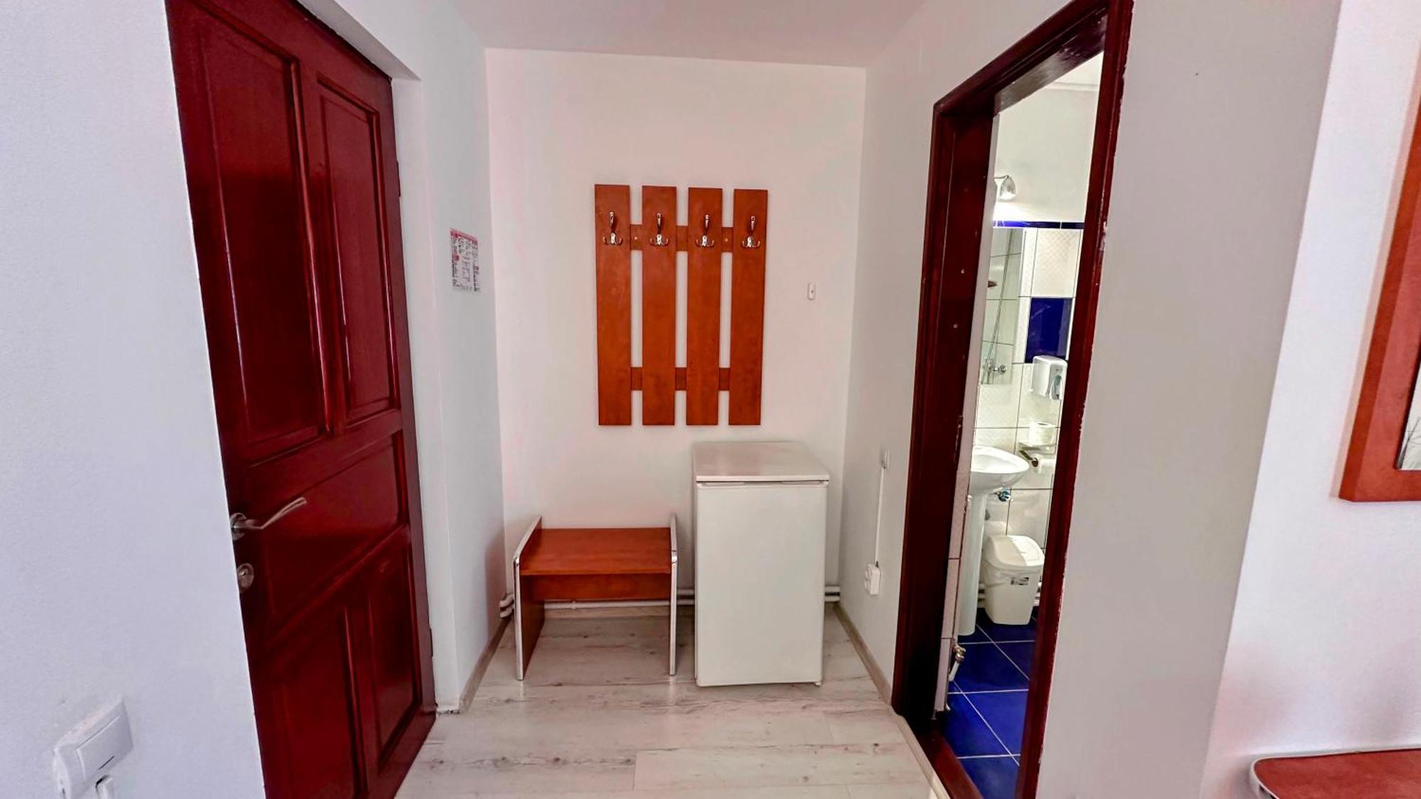 Valea Alba View - Self Check-In Hotel Busteni Exterior photo