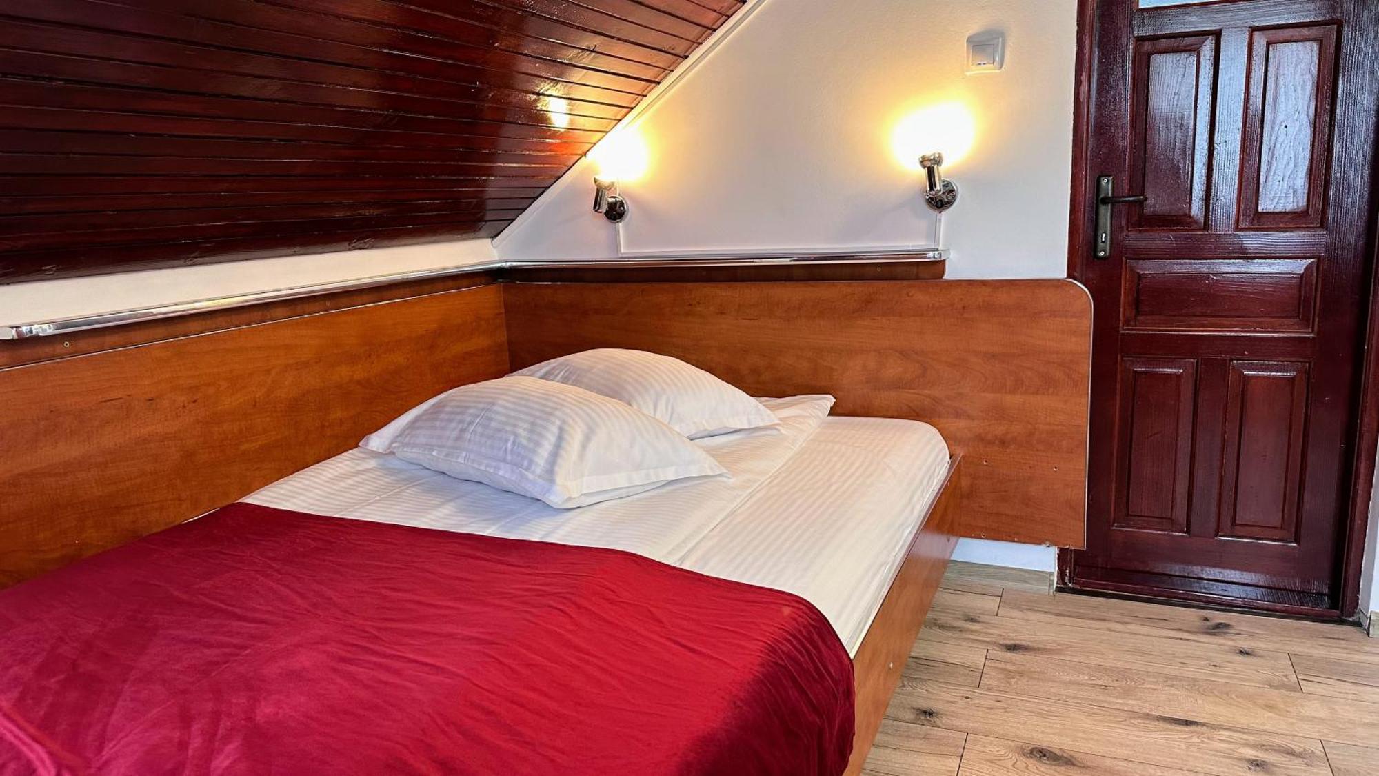 Valea Alba View - Self Check-In Hotel Busteni Exterior photo